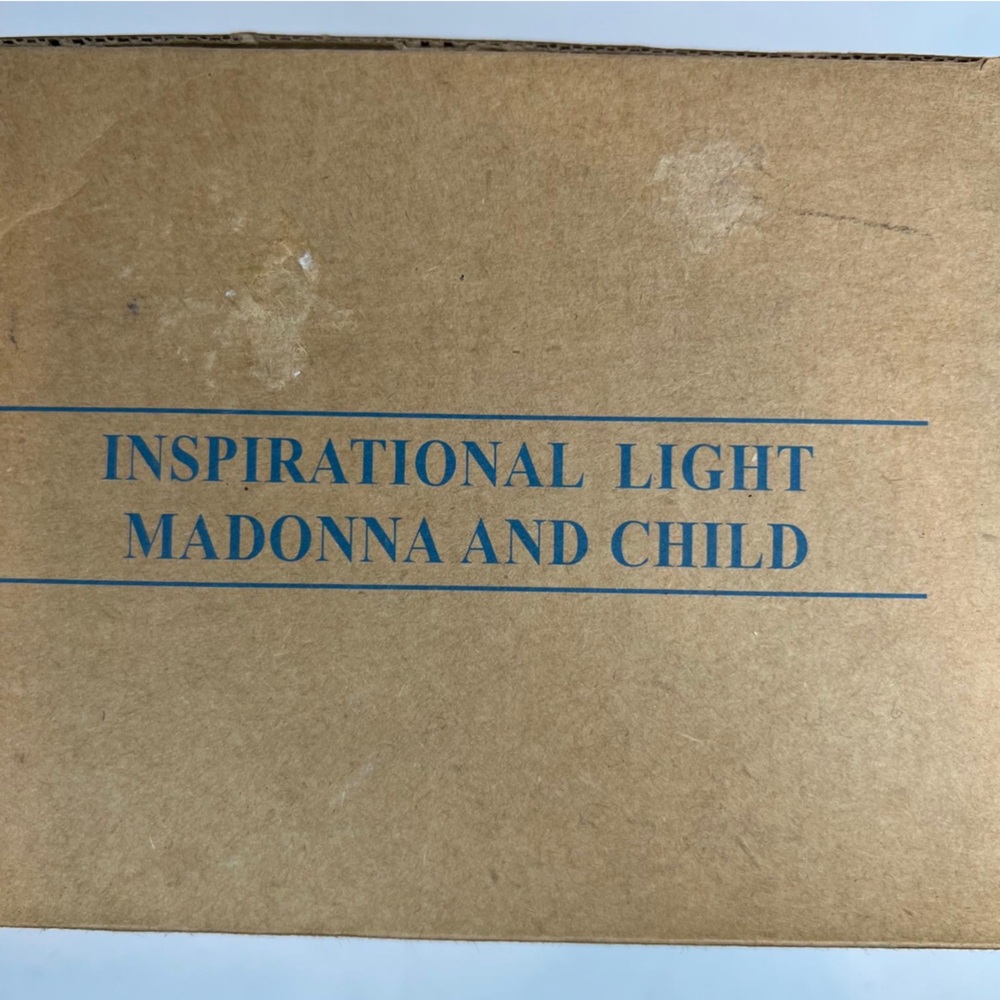 AVON INSPIRATIONAL Light MADONNA AND‎ CHILD Ceramic Figurine - Picture 8 of 16